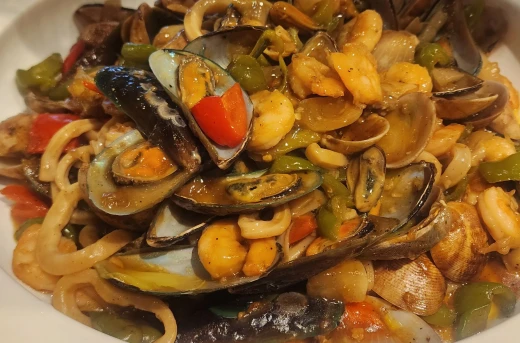 55%Off P999 instead of P2198 Heritage Hotel's Luxury 5-Star Buffet Thursdays-Saturdays Dinners or Sundays Lunch💗