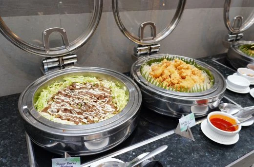 40%Off Food & Drinks at Patio Restaurant featuring Filipino & Spanish Cuisine or 30%Off: Breakfast Buffet at Arden Hills Suites starting at P299