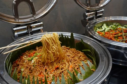 40%Off Food & Drinks at Patio Restaurant featuring Filipino & Spanish Cuisine or 30%Off: Breakfast Buffet at Arden Hills Suites starting at P299