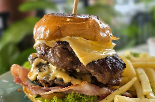 30%Off HaloSalo Tagaytay: P500 Consumable for Food&Drinks for only P349: Discover Mouthwatering Comfort Food with Local & International Cuisine