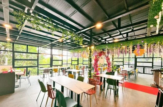 30%Off HaloSalo Tagaytay: P500 Consumable for Food&Drinks for only P349: Discover Mouthwatering Comfort Food with Local & International Cuisine