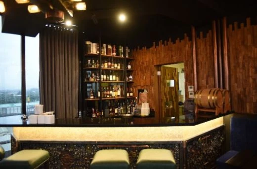 40%Off P500 Consumable on Food & Drinks for P299 at The Nautilus Rooftop Bar @ Prime Hotel QC: Amazing Views & Comfort Food