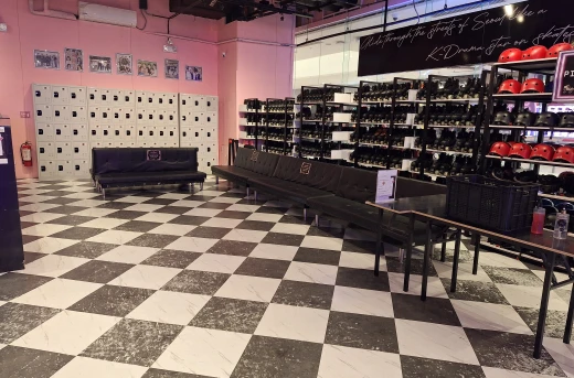 43%Off Enjoy 30 Minutes of Skating at Roller Fever: Manila Bay, Araneta City, Outlets, Fairview for P99 instead of P175