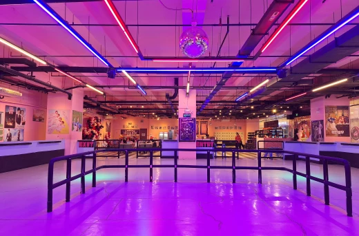 43%Off Enjoy 30 Minutes of Skating at Roller Fever: Manila Bay, Araneta City, Outlets, Fairview for P99 instead of P175