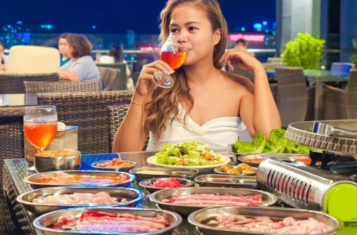 14%Off Unlimited Samgyupsal Alfresco Dining with the Skyline View at Skydeck Garden Ramada Encore Makati starts at P599/P699