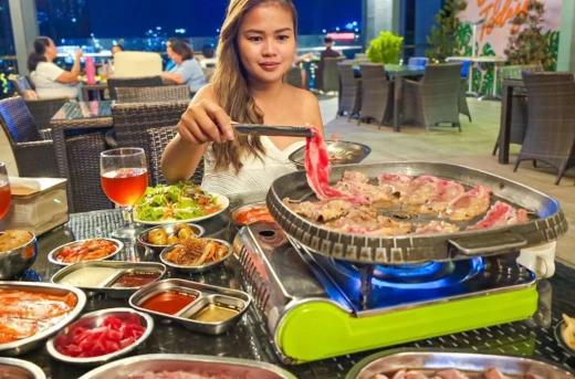 14%Off Unlimited Samgyupsal Alfresco Dining with the Skyline View at Skydeck Garden Ramada Encore Makati starts at P599/P699