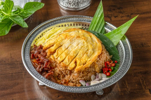 30%Off: P500 Consumable on Food & Drinks for 349 at Basil BGC, Podium: Discover Authentic Thai Dishes