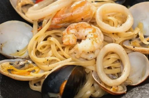 30%Off P500 Consumable on Food & Drinks for Only P349 at PARMIGIANO Ristorante Pizzeria: Authentic Italian Cuisine at Gateway Mall 2, Alabang West Las Pinas