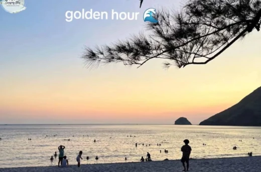 55%Off Enjoy a 2D/1N Stay at Anawangin Camp Island  in Zambales with Island Hopping in Camara Island starting at P899/P2000