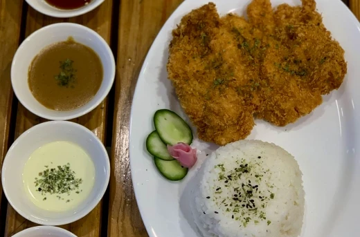 40%Off P500 Consumable for P299 of All Maki Rolls, Don Buri, Sushi Burrito and Iced Tea Drinks at Makisushi Japanese Restaurant in Quezon City