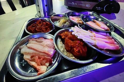 33%Off Unlimited BBQ at Anongsayo Maginhawa: Moksal, Enoki Rolls, Spicy Pork, Pork Jowl, Lettuce, Cheese, Egg