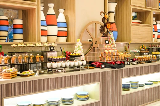 30%Off World-Class Eat-All-You-Can Buffet at Food Exchange Novotel Manila Araneta from P1392 instead of P1988