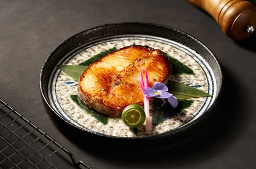 30%Off P500 Consumable on Food & Drinks for P349: Experience Authentic Japanese Dishes at Kyoto Restaurant in Malate