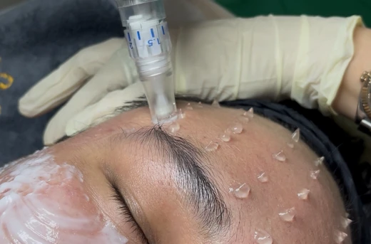 40%Off Experience Premium Skin Manicure & Pedicure, Foot Spa Massage or Organic Facial Treatment  at the Skin by Ledeecia SM Grand Central and SM City Pampanga  Starting - P299/P500