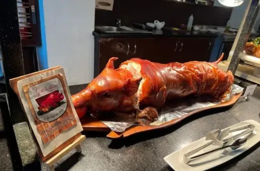 Cebu: 40%Off UNO: Five Star Luxury Dinner Buffet at Waterfront Airport Hotel & Casino Mactan for P833 instead...