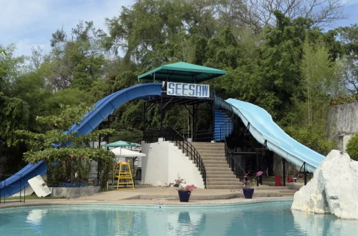 38%Off Whiterock Room Accommodation for 2 with access to waterpark facilities including inflatable island/playground P4550 instead of P7300