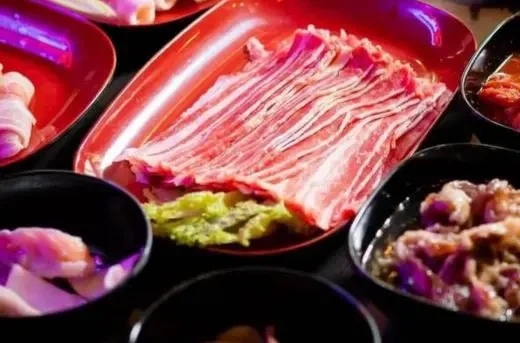 20%Off Samgyuniku Unli Japanese Korean Grill or Hotpot USDA Beef at Uptown Mall, BF Homes, Festival Mall, Vista Mall, Santana Grove