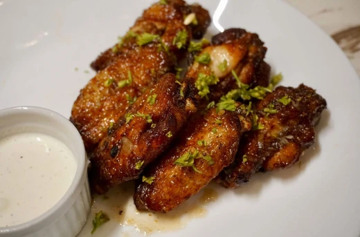 30%Off Linley's Kitchen & Cafe: P500 consumable for P349 - Discover the New Aesthetic Resto Cafe in BF Resort & Pet-Friendly 🐶🐱