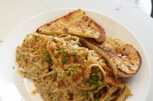 30%Off Linley's Kitchen & Cafe: P500 consumable for P349 - Discover the New Aesthetic Resto Cafe in BF Resort & Pet-Friendly 🐶🐱