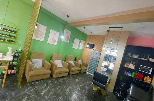 56% Off Unlimited Warts, Whole Body Massage, Unli Food Mini Buffet & Drinks, Mani & Pedi, Or Cocoon POD in Rizal Starting at P399 instead of P899
