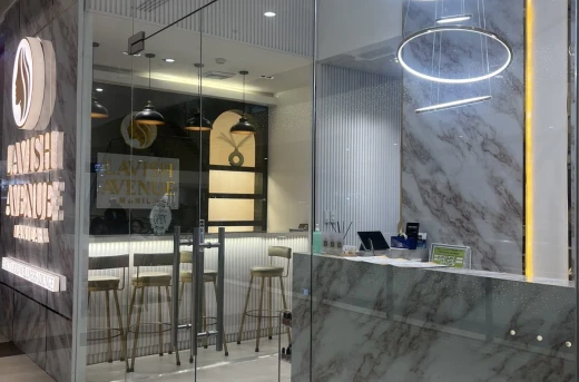 40%Off Indulge In Luxury Wellness 60 Minutes Full Body Massage, Deep Tissue Therapy, Classic Glow Facial Or Slimming at Lavish Avenue Manila Ayala Malls Manila Bay Starting P599 instead of P1000