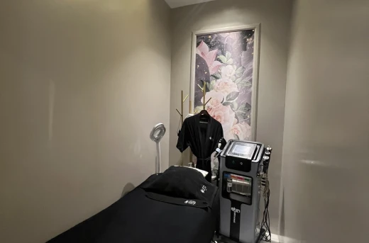 40%Off Indulge In Luxury Wellness 60 Minutes Full Body Massage, Deep Tissue Therapy, Classic Glow Facial Or Slimming at Lavish Avenue Manila Ayala Malls Manila Bay Starting P599 instead of P1000