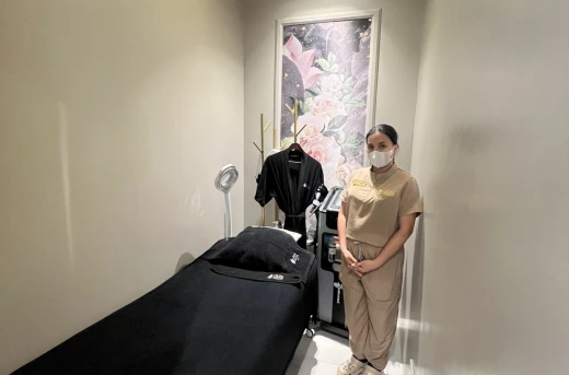 40%Off Indulge In Luxury Wellness 60 Minutes Full Body Massage, Deep Tissue Therapy, Classic Glow Facial Or Slimming at Lavish Avenue Manila Ayala Malls Manila Bay Starting P599 instead of P1000