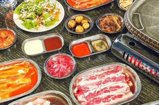 30%Off Sumptuous Combo: Unlimited Seafood Platter (1.5Kg/Platter with Crabs, Shrimp, Squid and more) and Unlimited Samgyupsal at Skydeck Garden Ramada Encore Makati P1399 instead of P1999