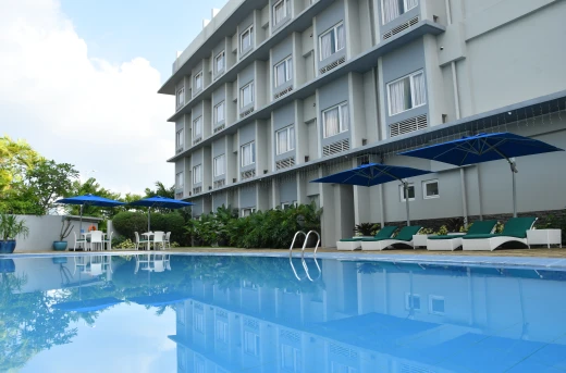 47%Off Treat Yourself to a Fun-Filled Day with Unlimited Access to the Outdoor Swimming Pool Plus Pancake and Drink Snacks at Microtel by Wyndham Pampanga - P888 Instead of P1688