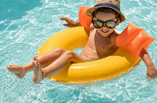50% Off Enjoy Unlimited Day Use Access and Make a Splash at the In Balance Pool of Novotel Manila in Novotel Manila Araneta City Starting At P649 instead of P1299