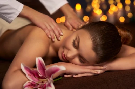 82%Off Signature Body Massage, Diamond Peel, Slimming or Underarm Diode Laser Hair Removal at Asias Lashes Ortigas starting at P179 instead of P1000