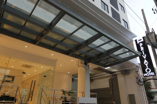 30%Off Relaxing Experience in an Executive King or Twin Room for 2 Adults and 2 Kids , Use of Overlooking Rooftop Pool and Gym at Privato Hotel Makati Starting at P1955 instead of P2800