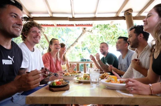 Up to 32%Off Enjoy an Overnight Social Getaway at Mad Monkey Siquijor with Breakfast, Nightly Cocktails and Free Activities Starting at P1250