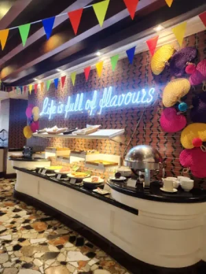 55%Off P999 instead of P2198 Heritage Hotel's Luxury 5-Star Buffet Thursdays-Saturdays Dinners or Sundays Lunch💗