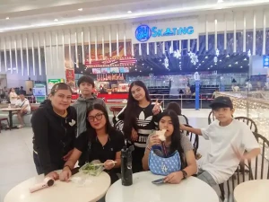 21% Off Ice Skating at SM MOA, Megamall, Cebu: Enjoy a 2-Hours Ice Skating Pass starting at P278 instead of P350