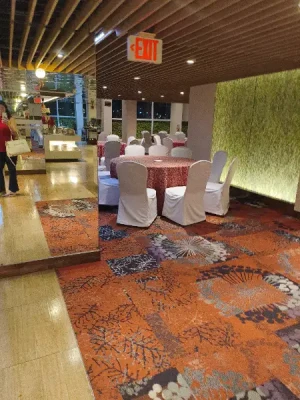 55% Off P999 instead of P2200 Midas Hotel or Yanagi Japanese Luxury Buffet or P799 instead of P1200 Daily Breakfast Buffet