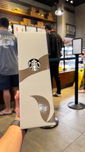 80% Off 1-Month Gold's Gym Membership for P699 instead of P3500 or 3, 6, 12 Months Memberships valid at Cubao, Galleria, Xavier, Robinsons Novaliches etc.