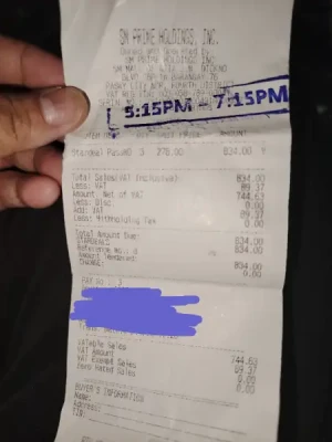 21% Off Ice Skating at SM MOA, Megamall, Cebu: Enjoy a 2-Hours Ice Skating Pass starting at P278 instead of P350