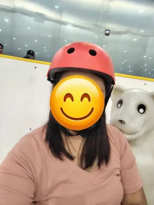 21% Off Ice Skating at SM MOA, Megamall, Cebu: Enjoy a 2-Hours Ice Skating Pass starting at P278 instead of P350