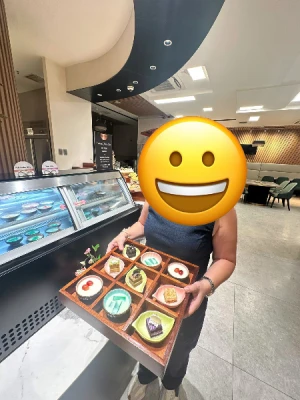 50%Off Unlimited Eat-All-You-Can Lunch & Dinner Buffet, Tea Time, Hot Pot  starting at P314 instead of P629 Buffet Town Greenhills