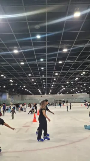 21% Off Ice Skating at SM MOA, Megamall, Cebu: Enjoy a 2-Hours Ice Skating Pass starting at P278 instead of P350