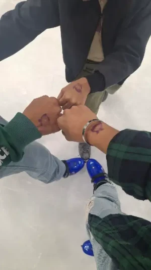 21% Off Ice Skating at SM MOA, Megamall, Cebu: Enjoy a 2-Hours Ice Skating Pass starting at P278 instead of P350