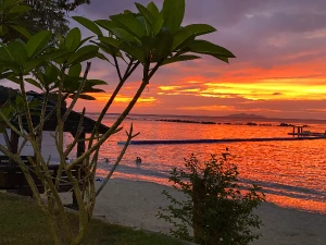 67%Off Canyon Cove Batangas Superior Room Accomodation for 2 Adults and 2 Kids starting at P2888 instead of P8800