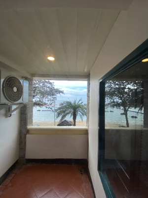 67%Off Canyon Cove Batangas Superior Room Accomodation for 2 Adults and 2 Kids starting at P2888 instead of P8800