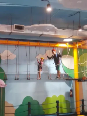 44%Off Wetpark Adventure Lagoon at Venice Grand Kanal Mall in McKinley Hill for 1 Child and 1 Adult