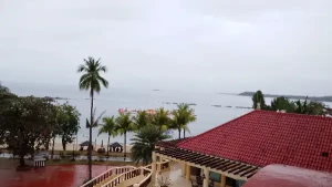 67%Off Canyon Cove Batangas Superior Room Accomodation for 2 Adults and 2 Kids starting at P2888 instead of P8800