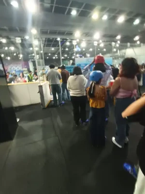 21% Off Ice Skating at SM MOA, Megamall, Cebu: Enjoy a 2-Hours Ice Skating Pass starting at P278 instead of P350