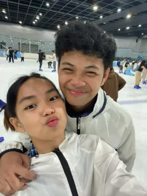 21% Off Ice Skating at SM MOA, Megamall, Cebu: Enjoy a 2-Hours Ice Skating Pass starting at P278 instead of P350