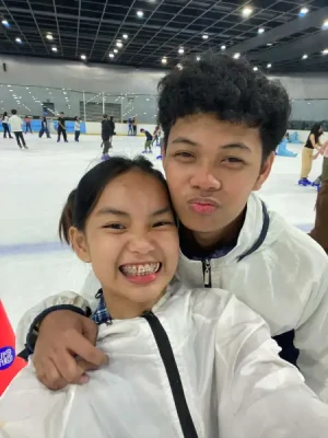 21% Off Ice Skating at SM MOA, Megamall, Cebu: Enjoy a 2-Hours Ice Skating Pass starting at P278 instead of P350