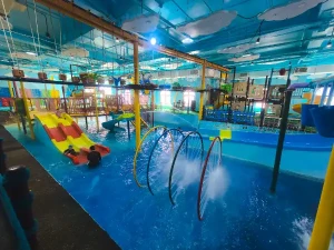 44%Off Wetpark Adventure Lagoon at Venice Grand Kanal Mall in McKinley Hill for 1 Child and 1 Adult